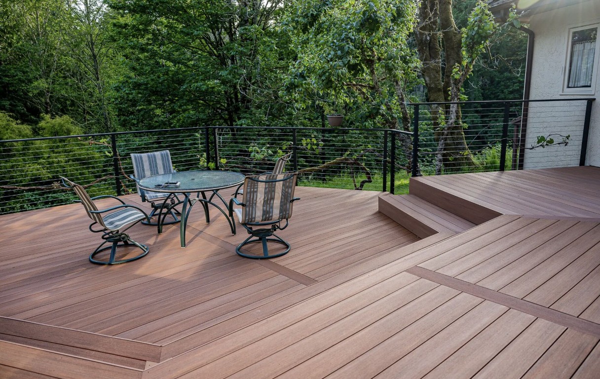 Beautiful custom deck in Elk Grove, CA with modern railings and outdoor furniture