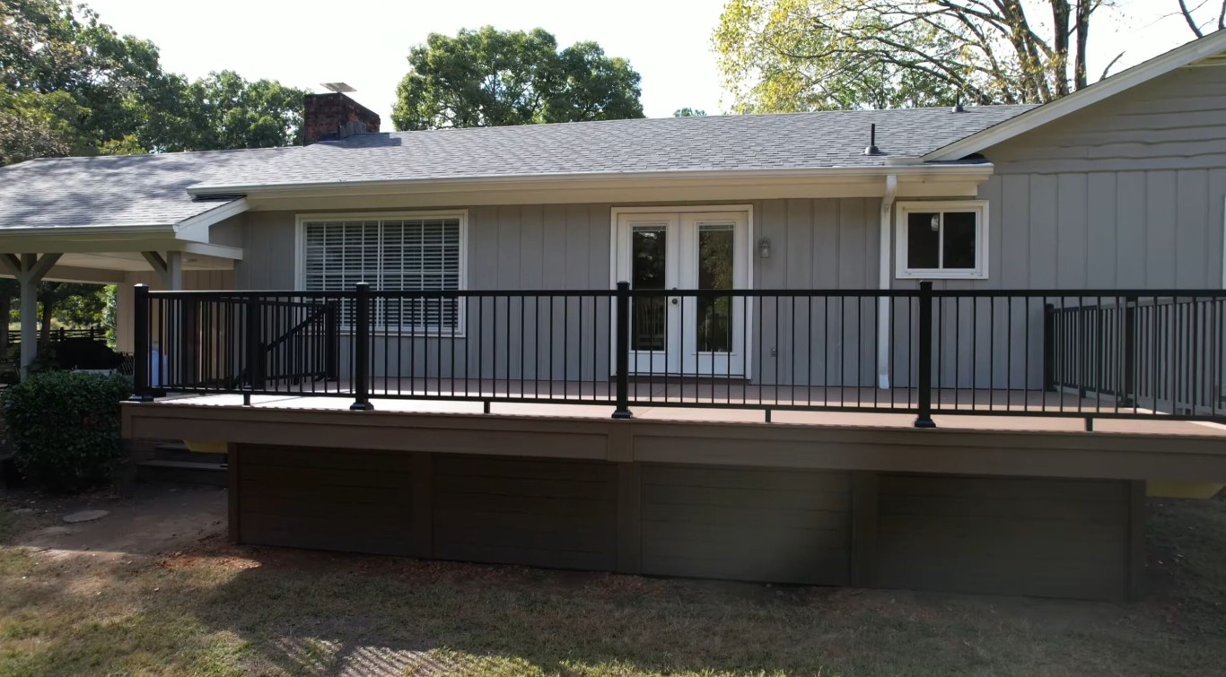 High-quality elevated deck with black metal railings in Elk Grove, CA residential property